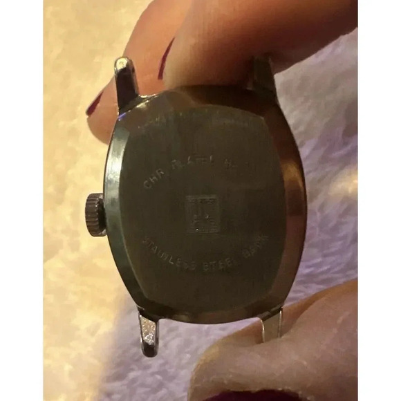Vintage US Time Disney watch W Snow White printed on dial face ,stem wind, runs - Picture 2 of 3